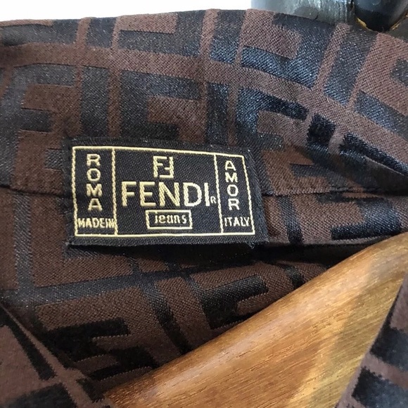 !!!!SOLD!!!!Fendi unisex Shirt  !!!!SOLD!!! - Picture 3 of 3